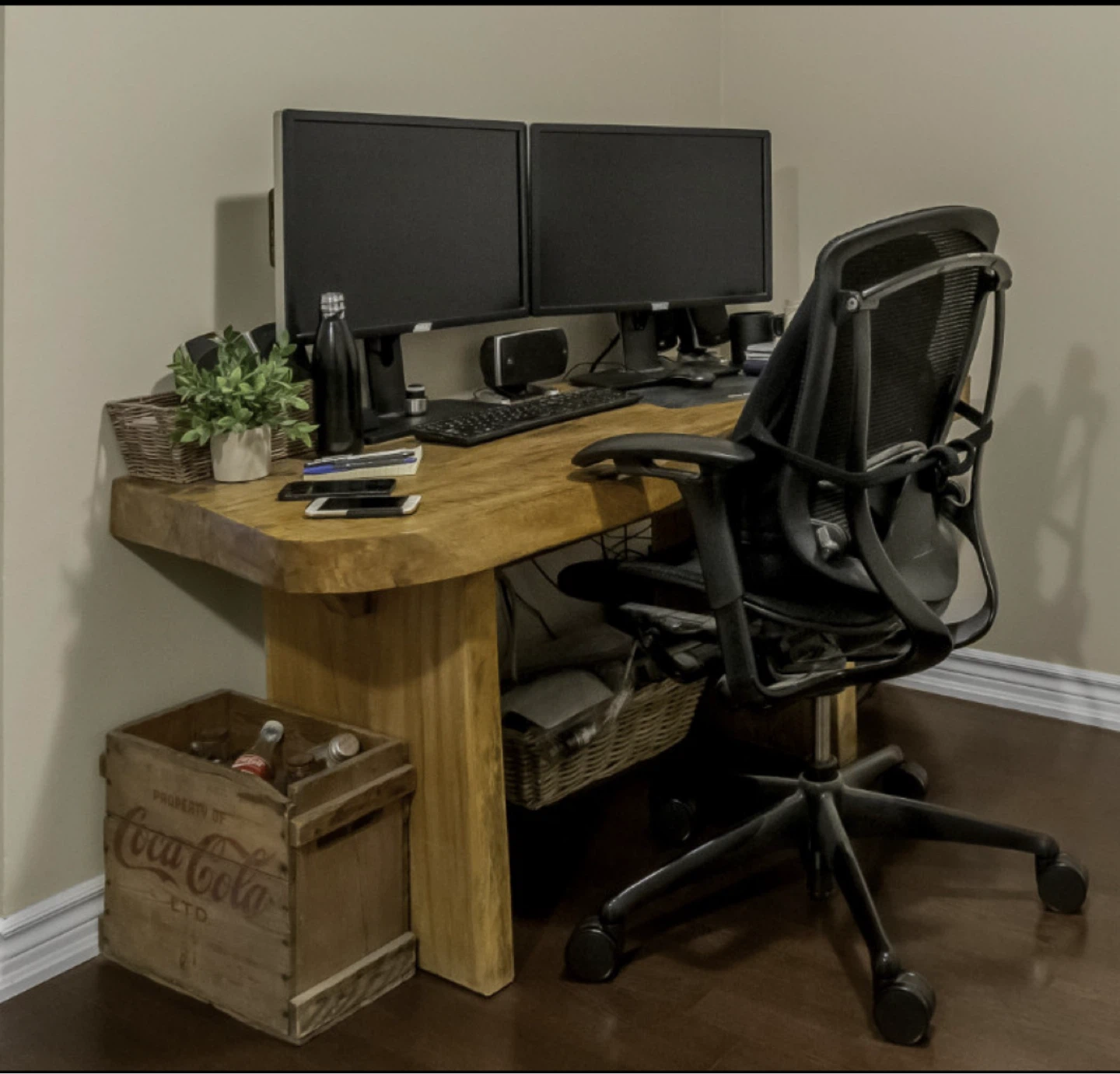 Live Edge Solid Wood Desk