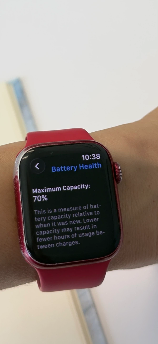 Apple Watch Series 7 Red Aluminum GPS - photo 2