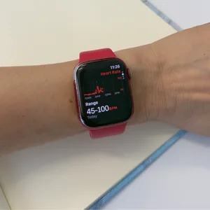 Apple Watch Series 7 Red Aluminum GPS