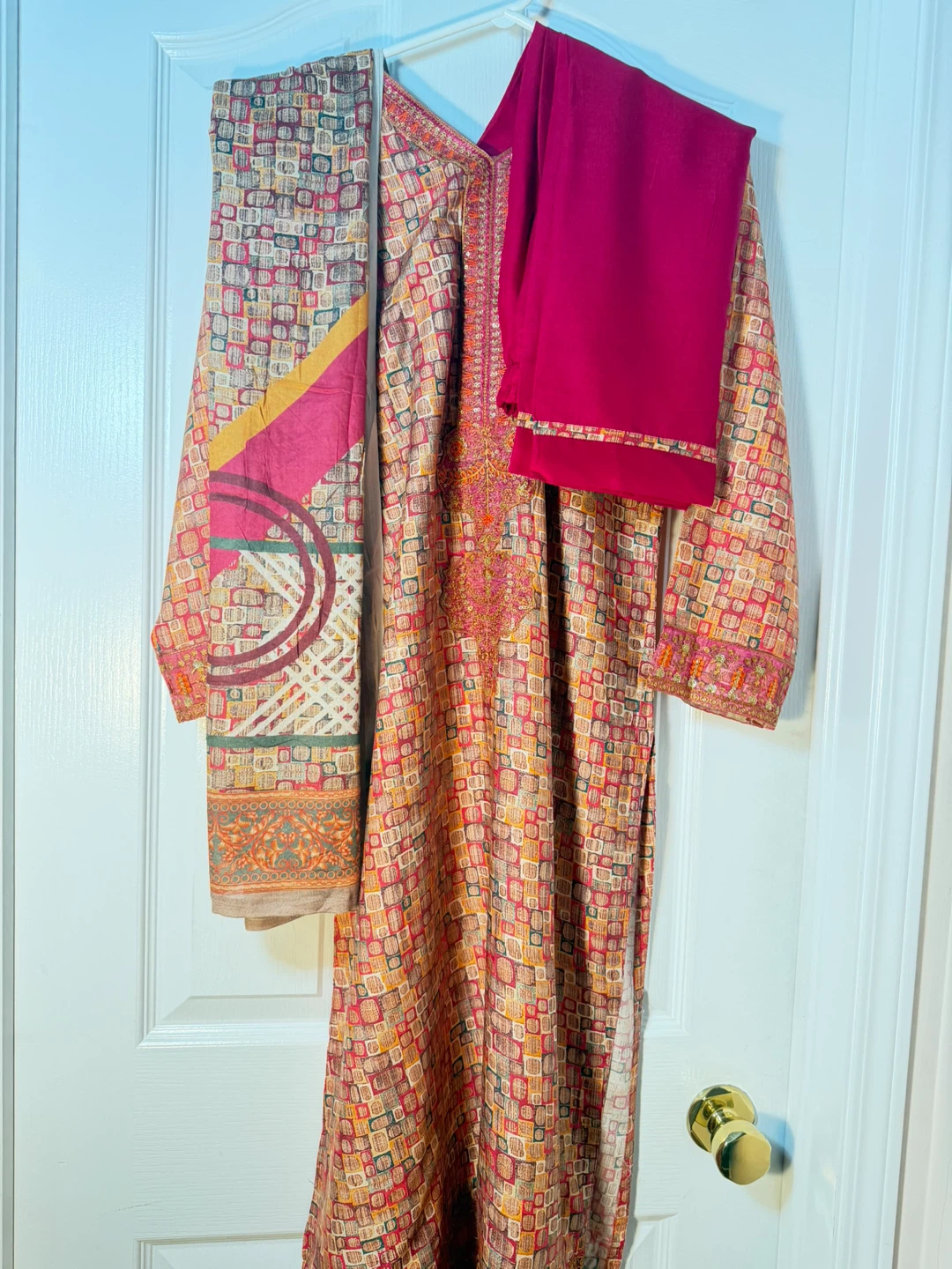Embellished Lawn Cotton Suits - photo 3