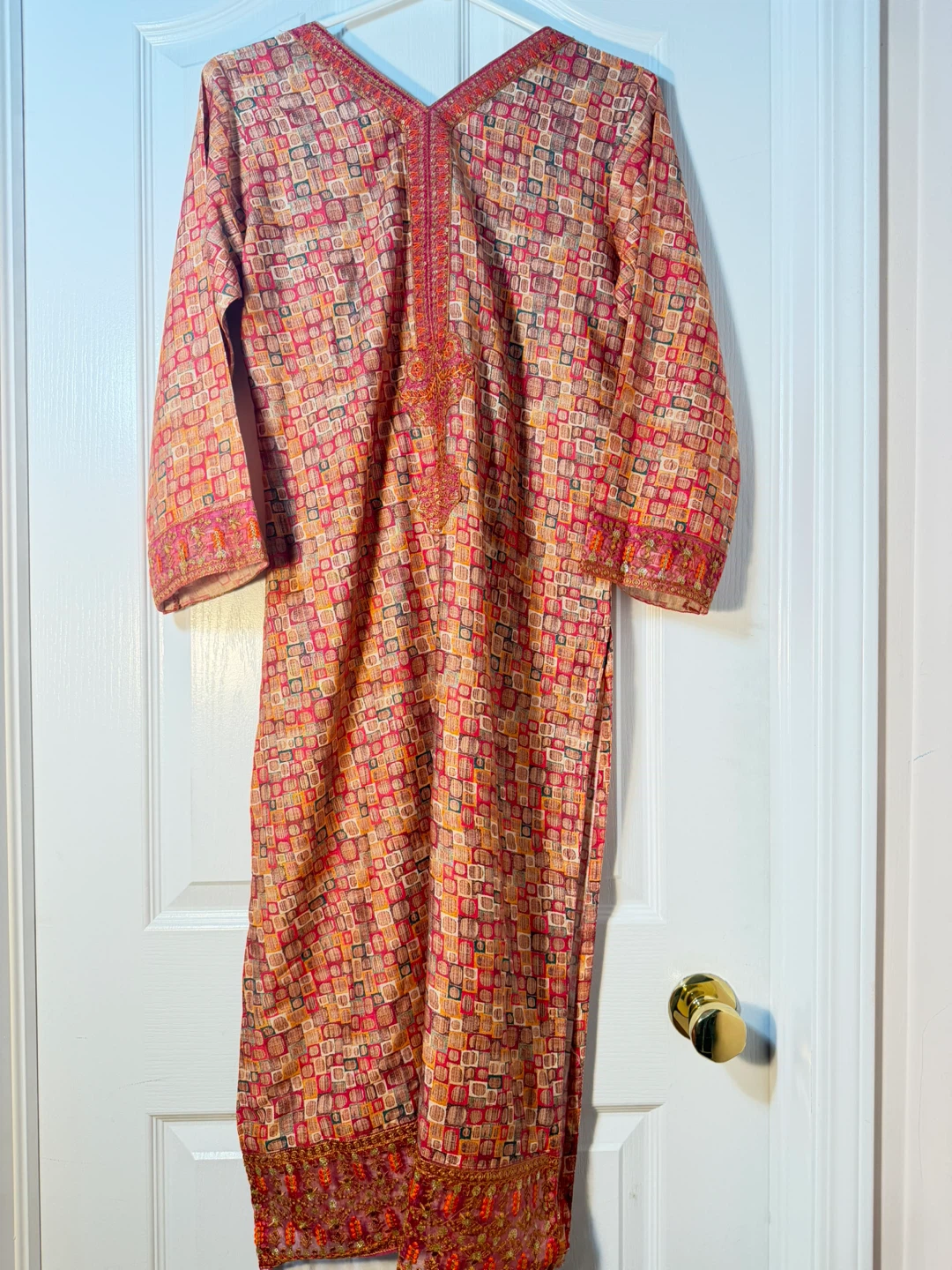 Embellished Lawn Cotton Suits - photo 4