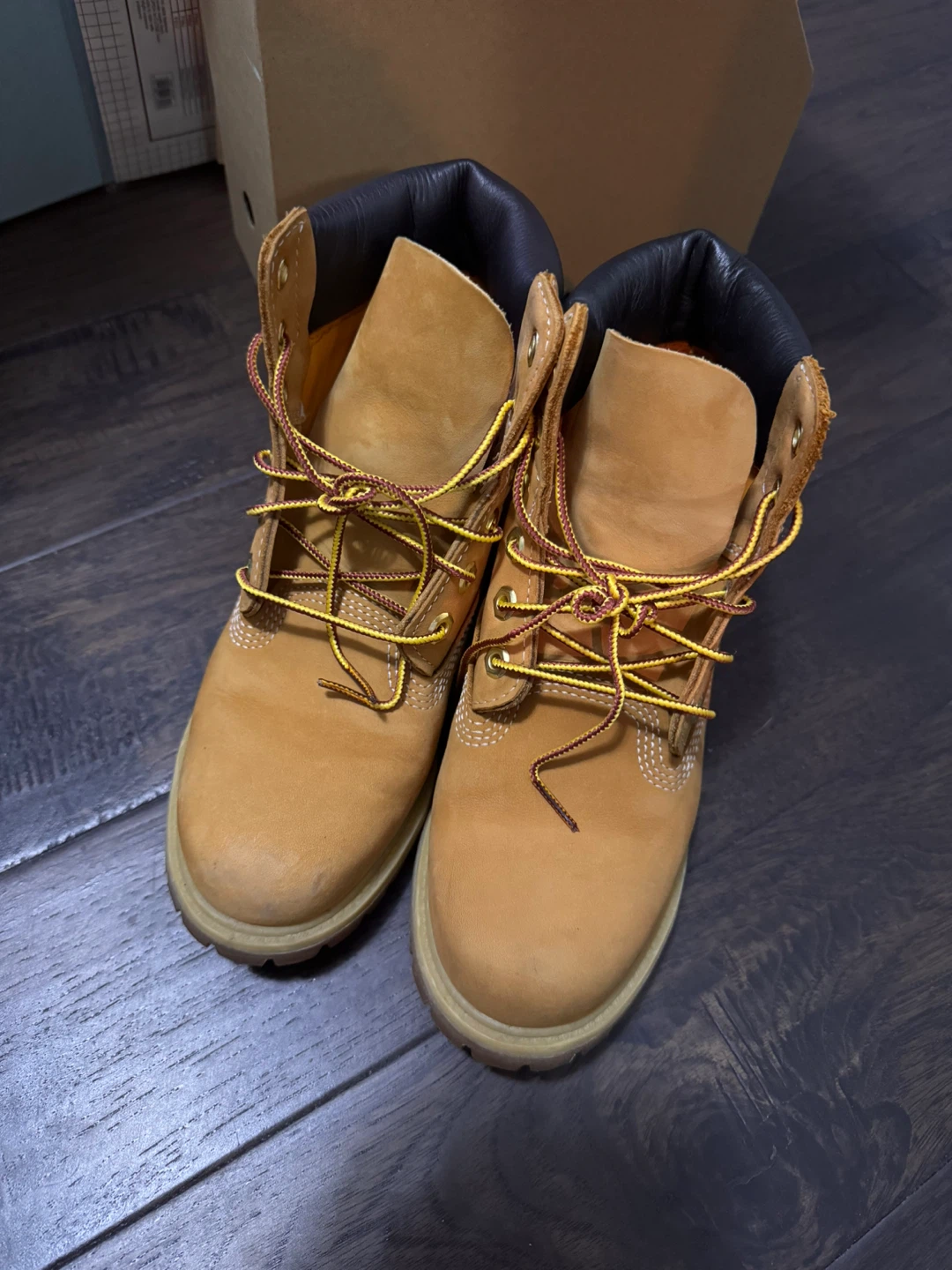 Timberland Classic Yellow Boots, women’s size 6M - photo 5