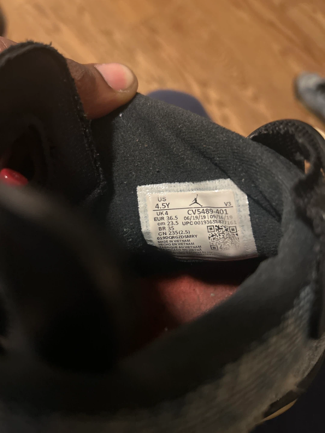 Air Jordan 6 Retro Denim Sneakers - photo 4