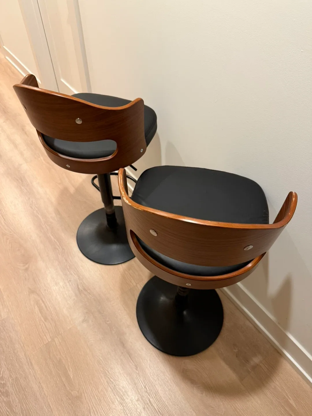 Set of 2 Height Adjustable Swivel Bar Stools - photo 2