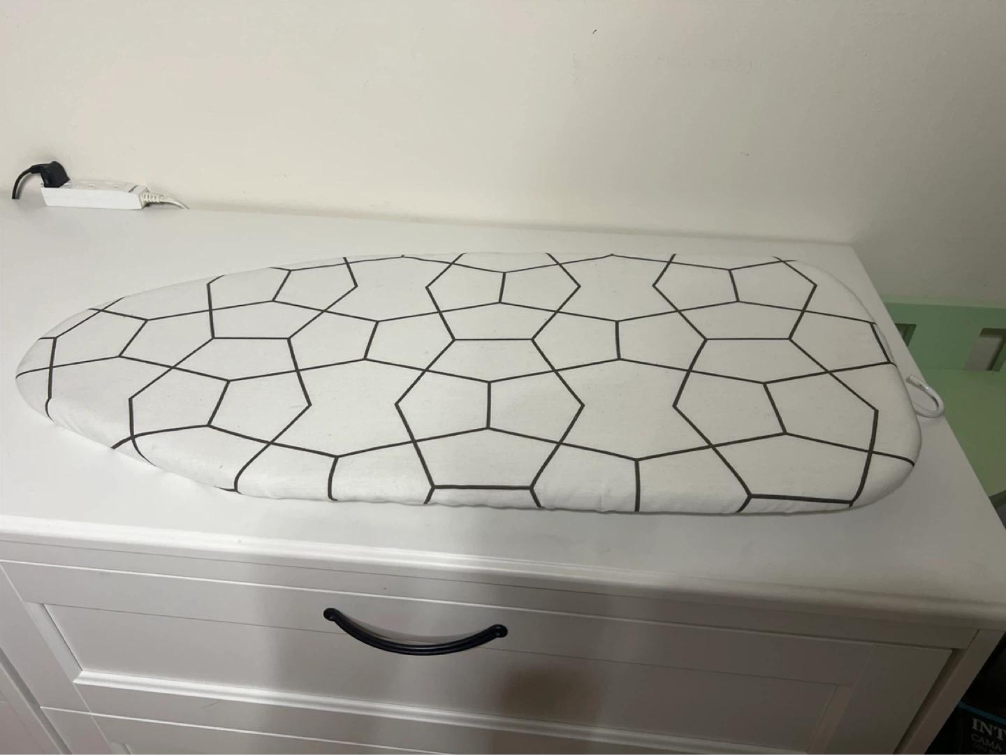 Tabletop Ironing Board with Geometric Pattern - photo 3