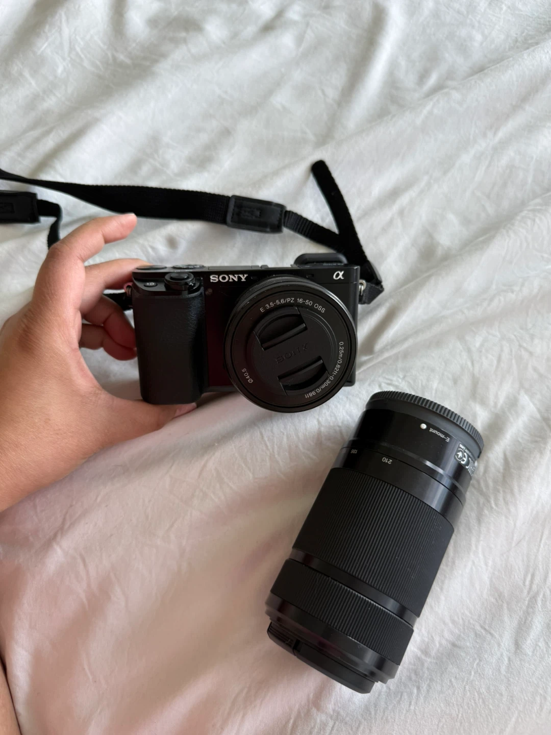 Sony A 6100