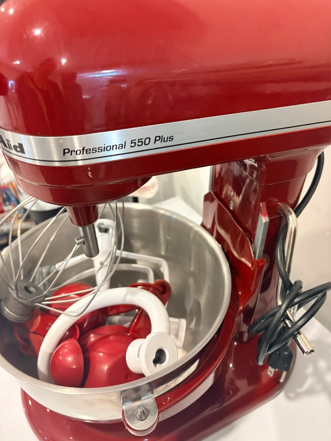 Almost NEW Professional 550 Plus KitchenAid Stand Mixer - photo 2