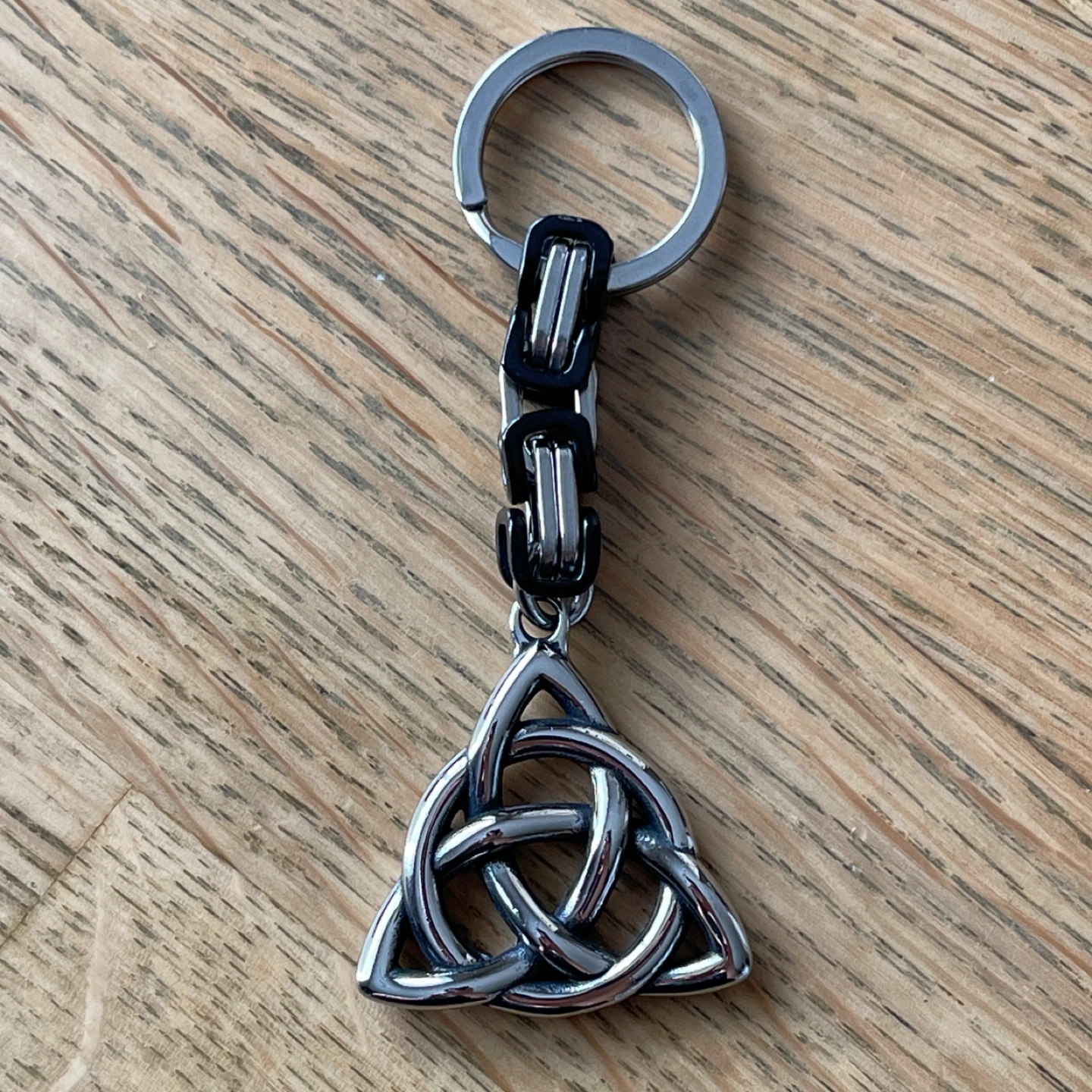 Trinity Celtic knot stainless steel keychain - photo 2