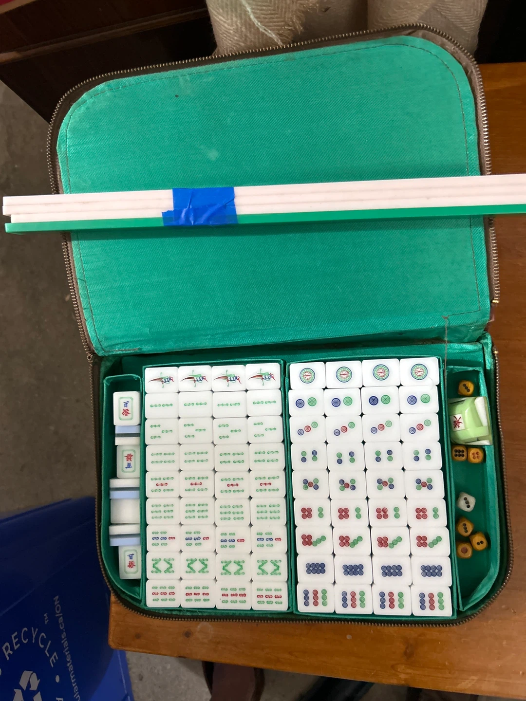 Mahjong Set in Green Case