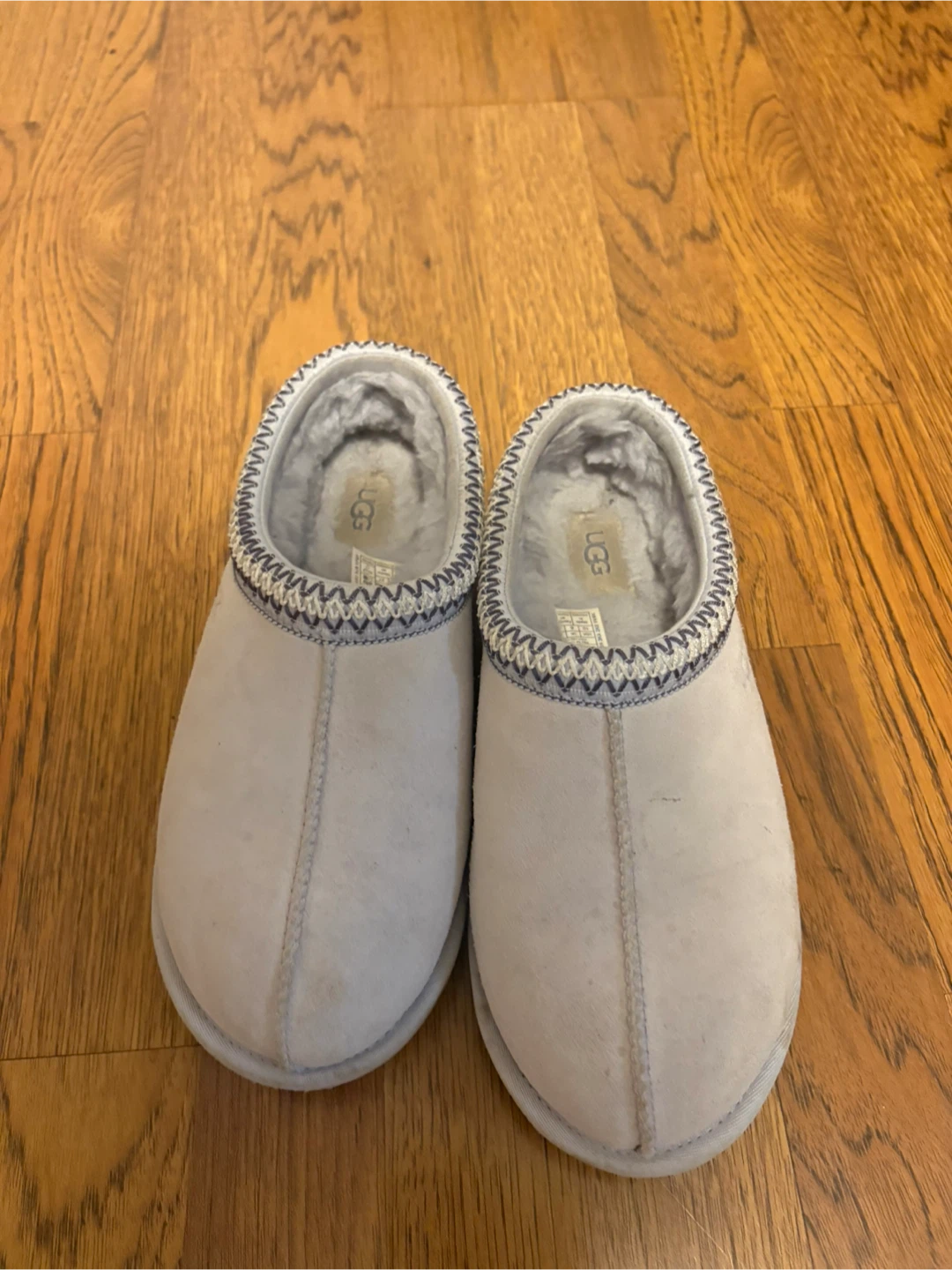 UGG Tasman