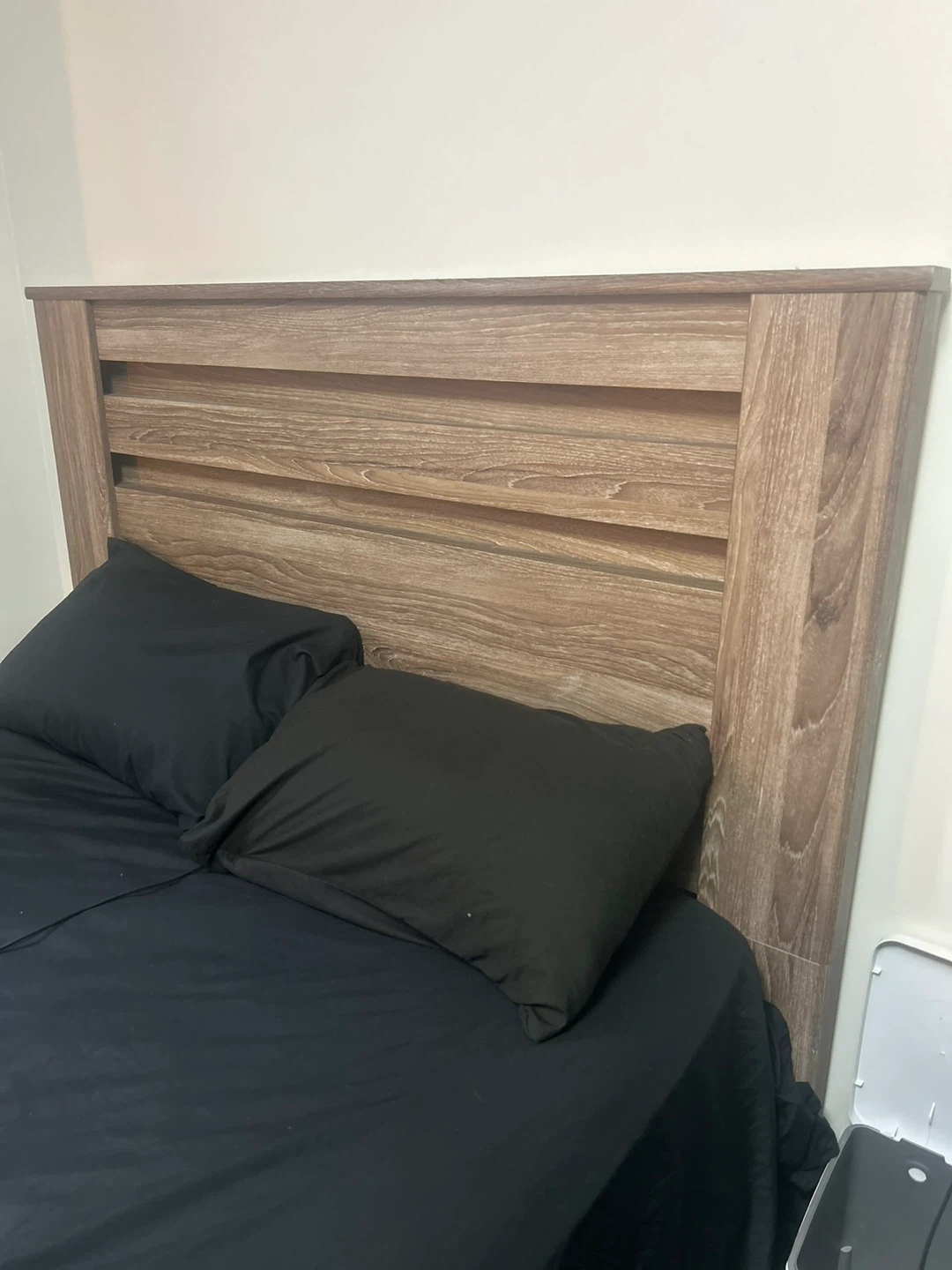 Queen Bed
