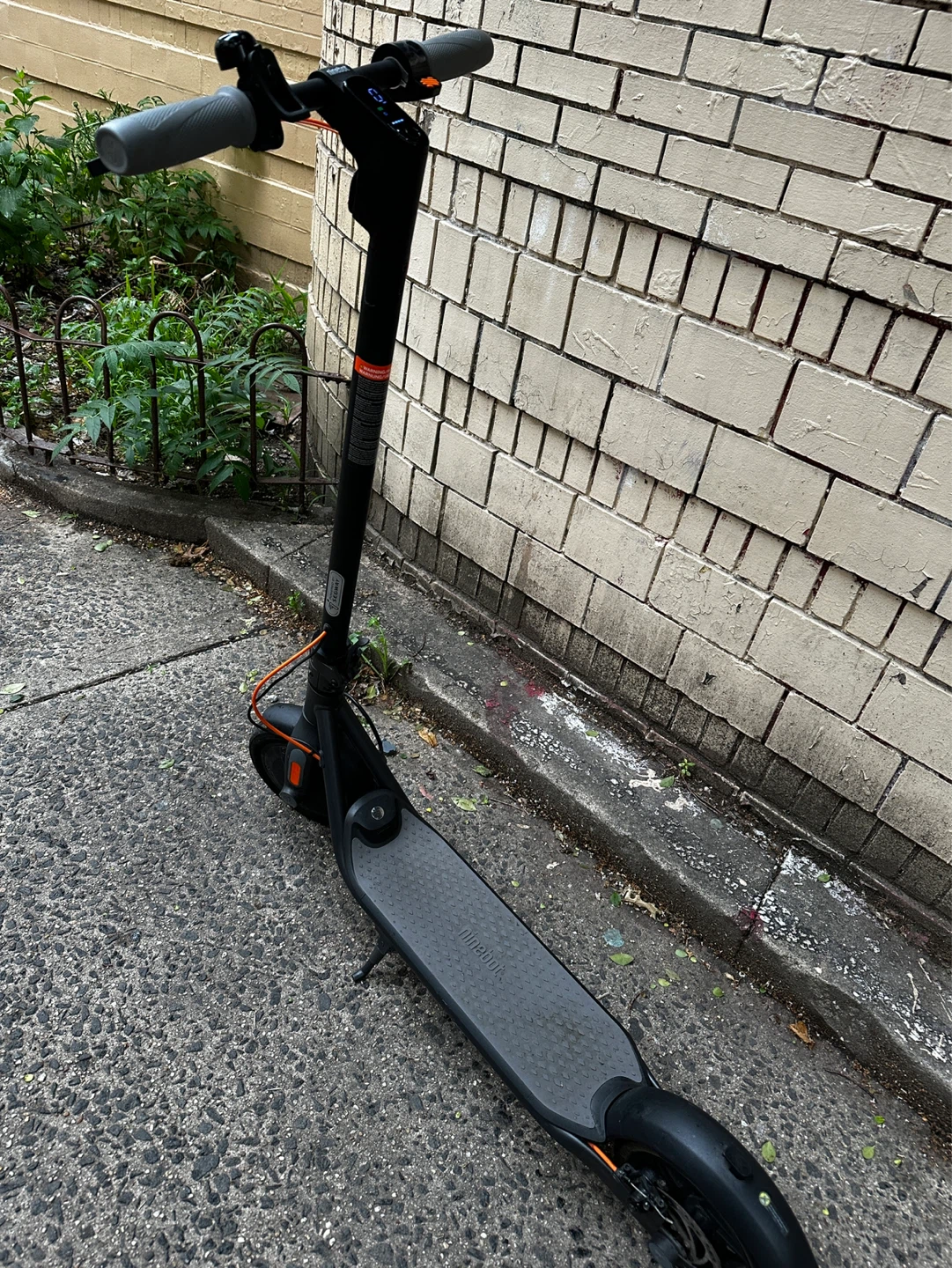 Ninebot Electric Scooter no charger included
