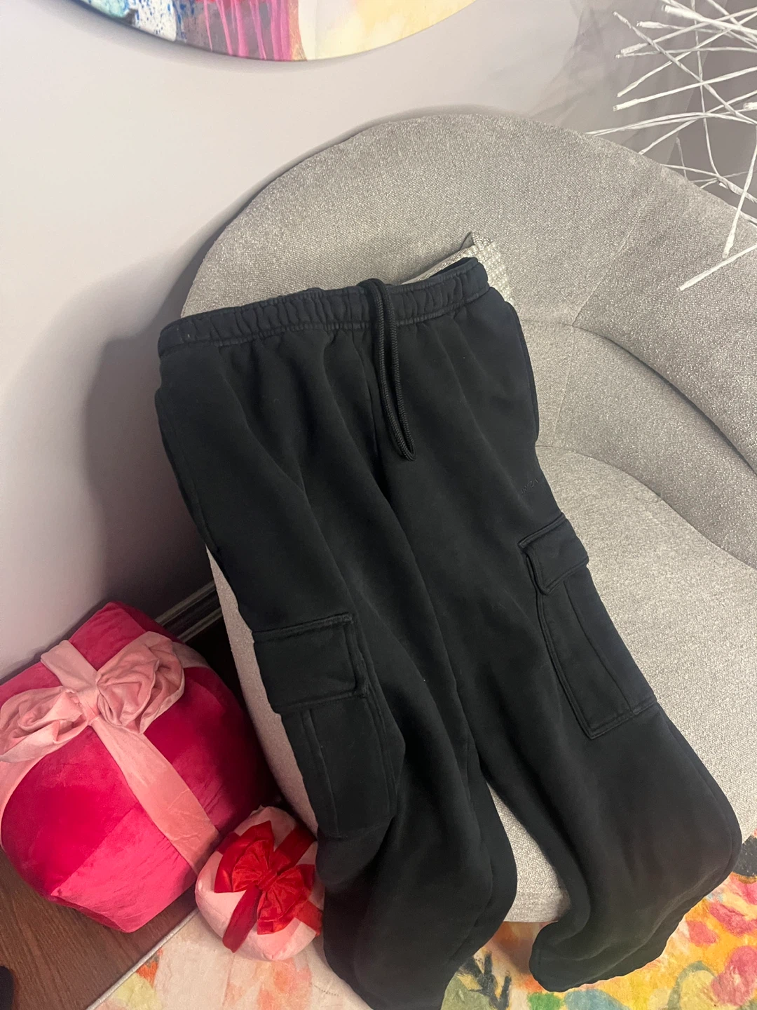 Aritzia Sweatfleece Cozy Fleece Cargo Joggers - Black - photo 4