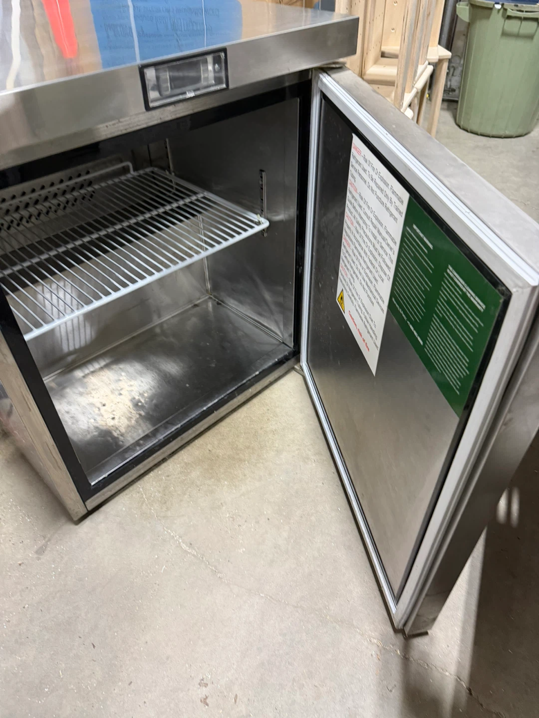 Atosa 27" Single Door Undercounter Refrigerator - photo 2