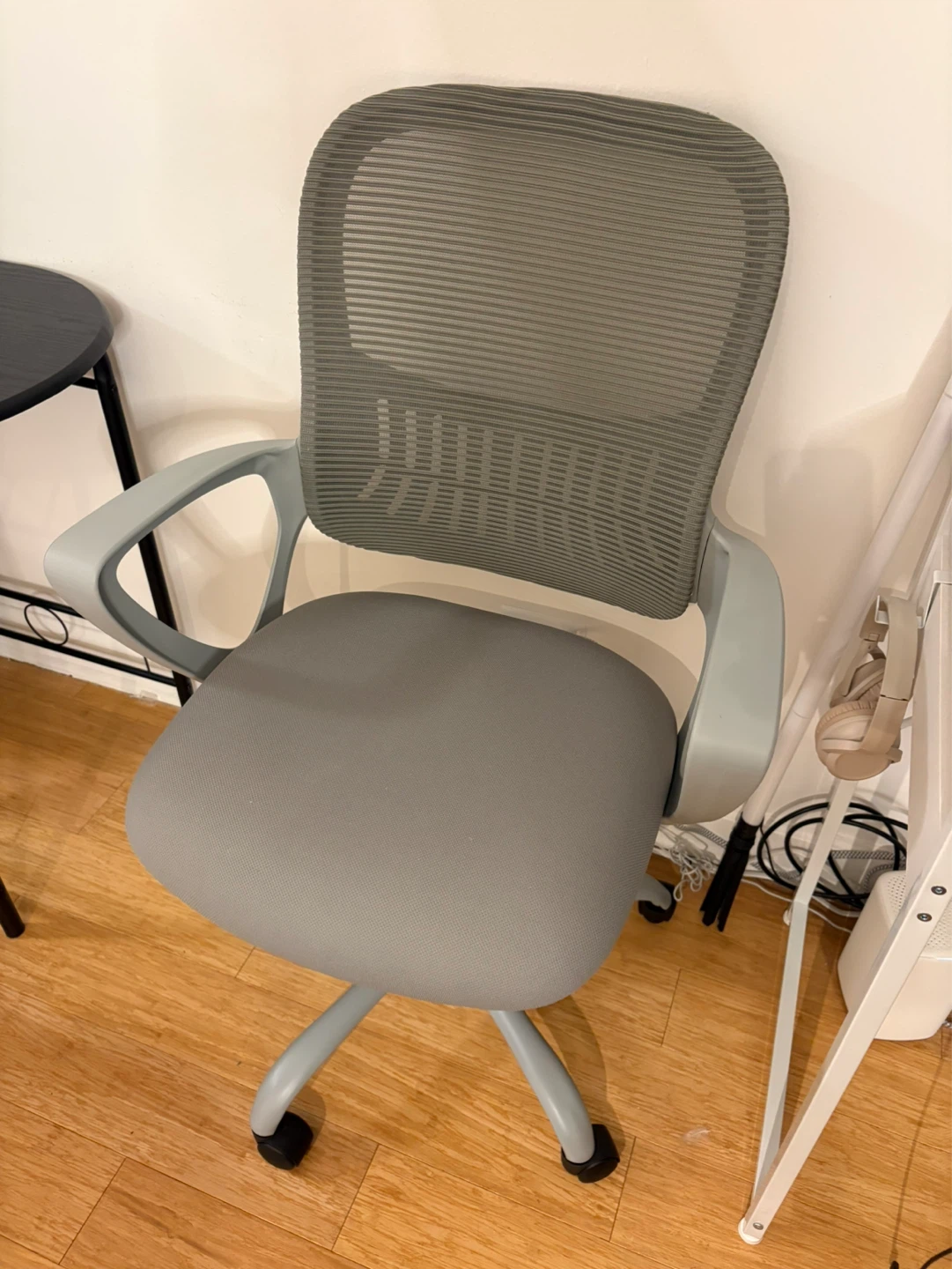 Office Chair - photo 3