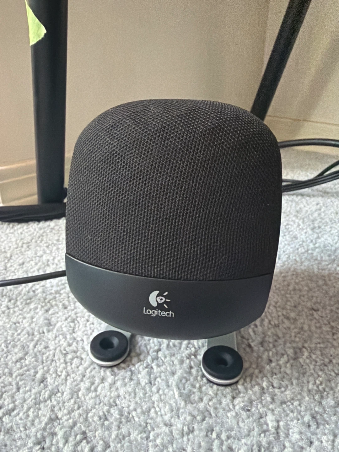 Logitech 70 watt computer speakers - photo 2