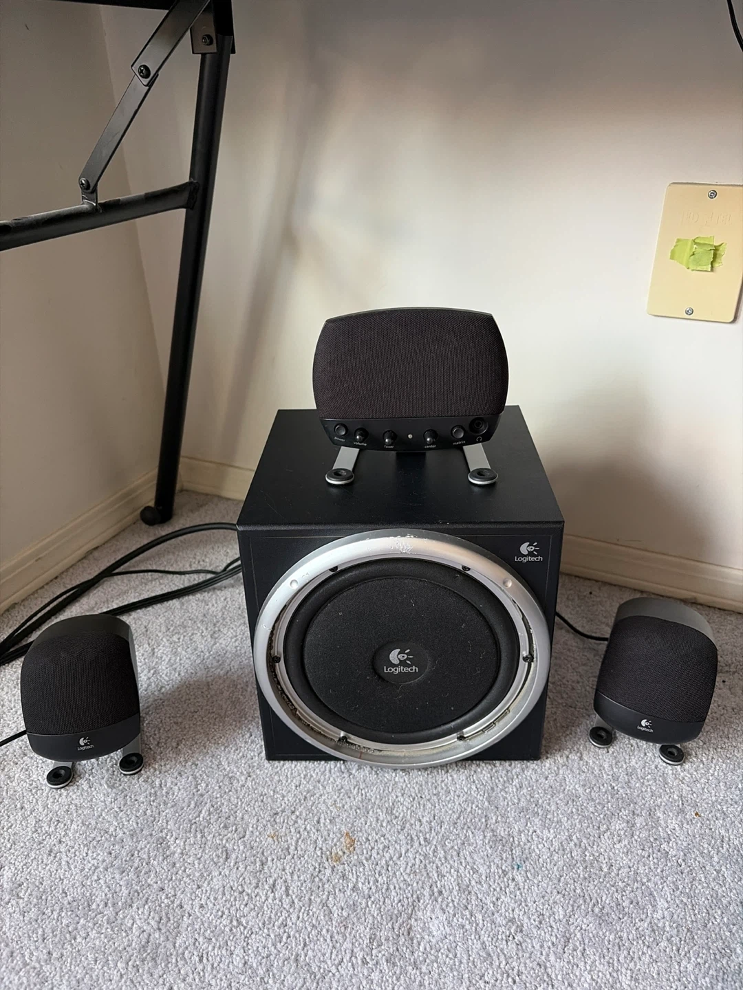 Logitech 70 watt computer speakers