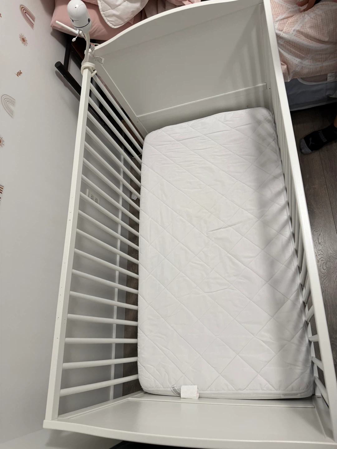 White Baby Crib with Mattress - photo 3