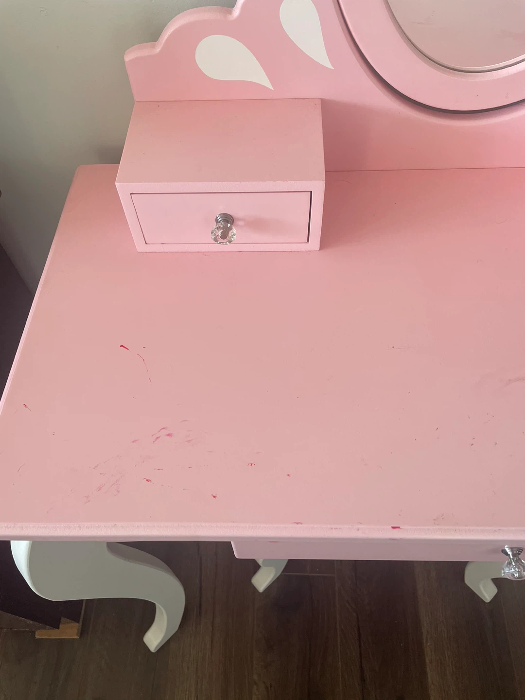 Pink Princess Vanity Table & Stool Set – Excellent Condition - photo 3