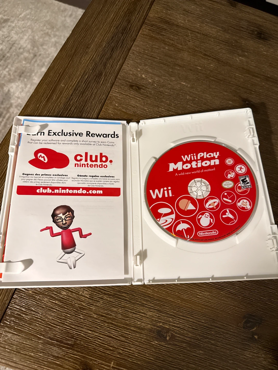 Wii Play Motion Video Game - photo 2