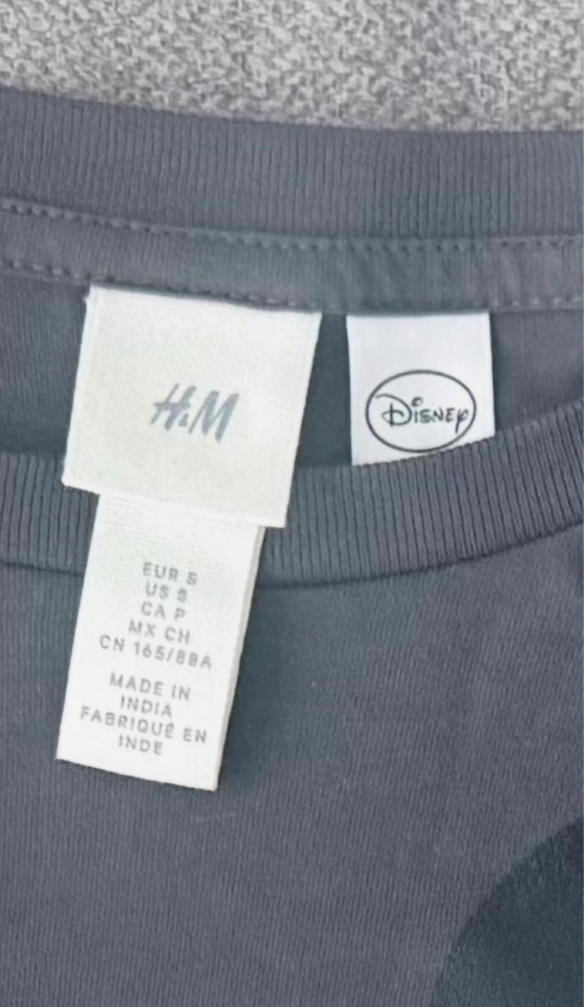 H&M Disney Mickey Mouse Graphic T-Shirt Gray Women’s Size S - photo 5
