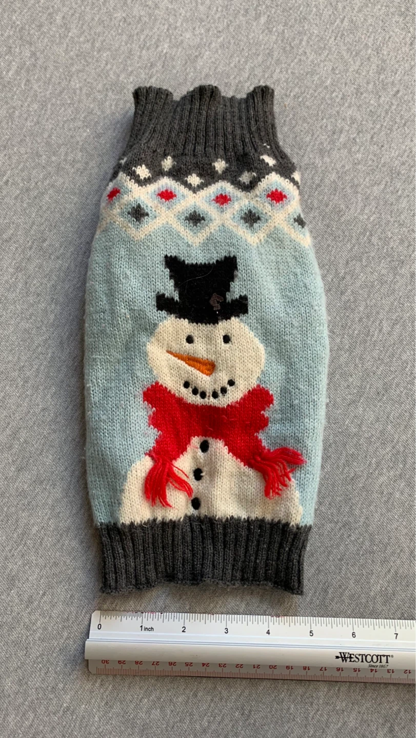 Small Pet Sweater - Snowman Design