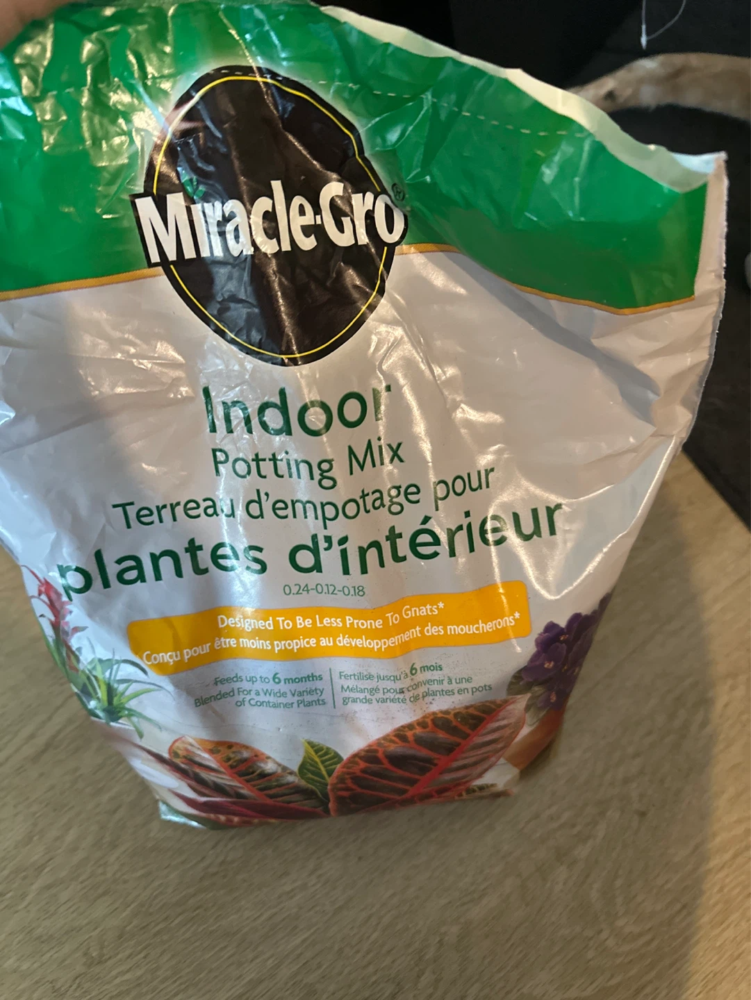 Miracle-Gro Indoor Potting Mix