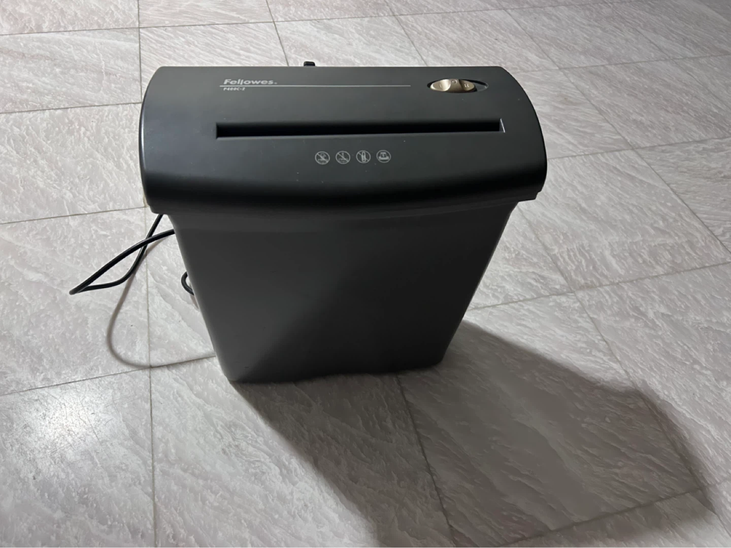 Fellowes paper Shredder