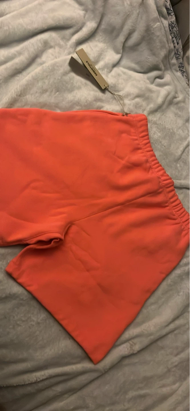 Fear of God Essentials Shorts Size S coral reef. - photo 3