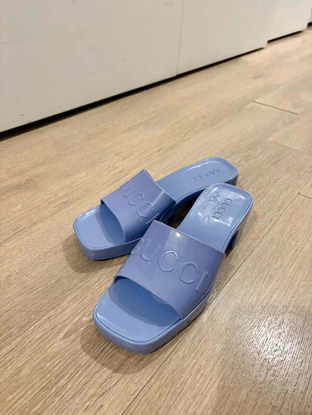 (Not Reel) Jelly Slide Sandals Size 7 - Blue