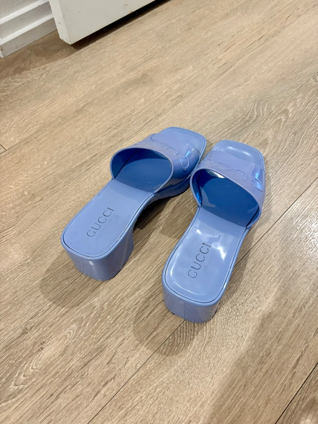 (Not Reel) Jelly Slide Sandals Size 7 - Blue - photo 3