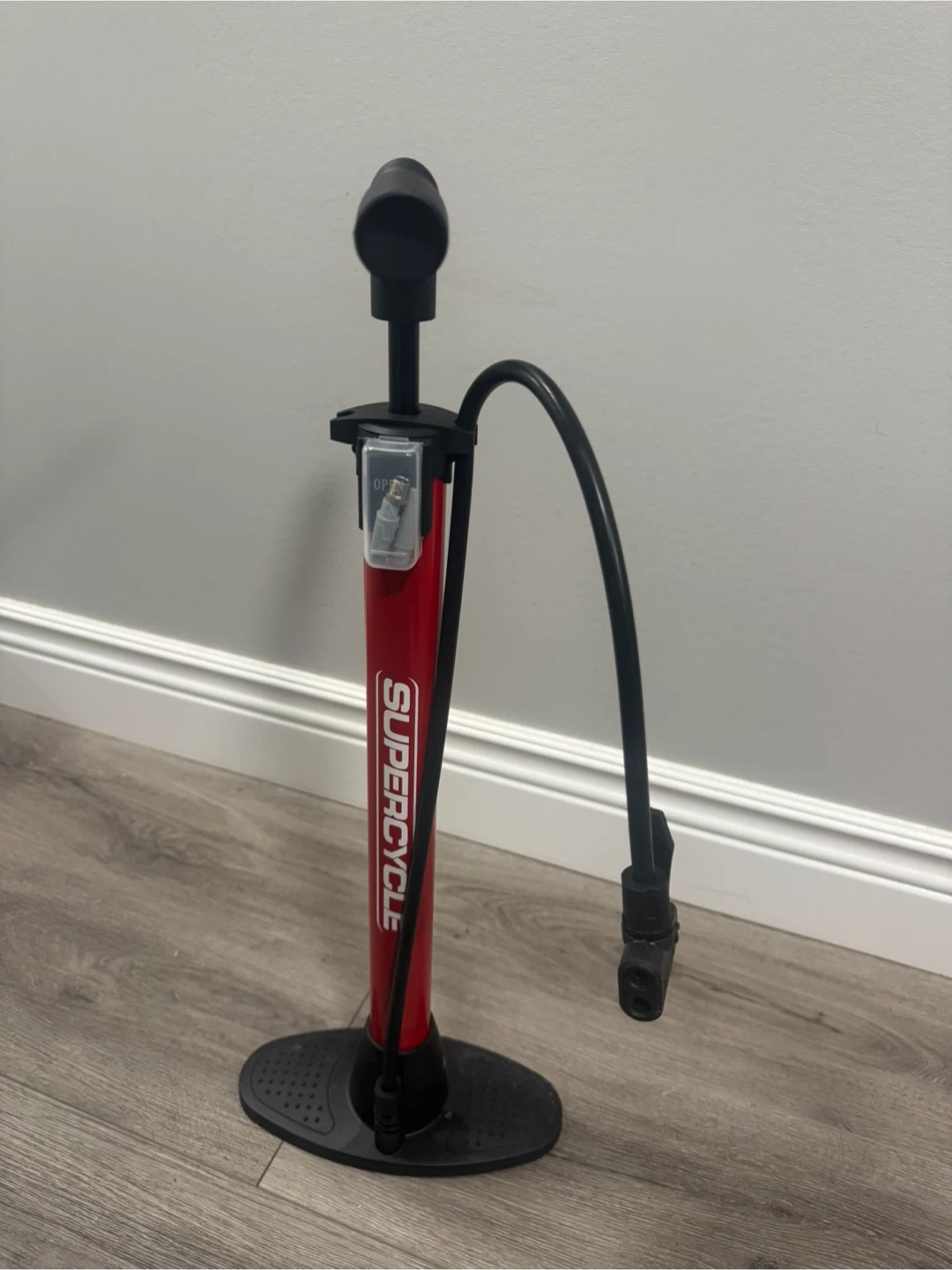 Bicycle for Sale + Free Tire Pump - photo 3