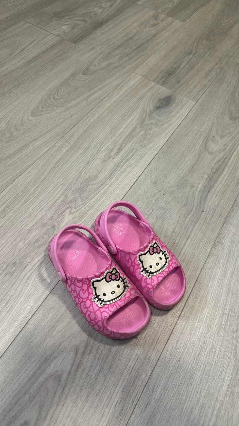 Pink Hello Kitty Slip-On Sandals size 10-11