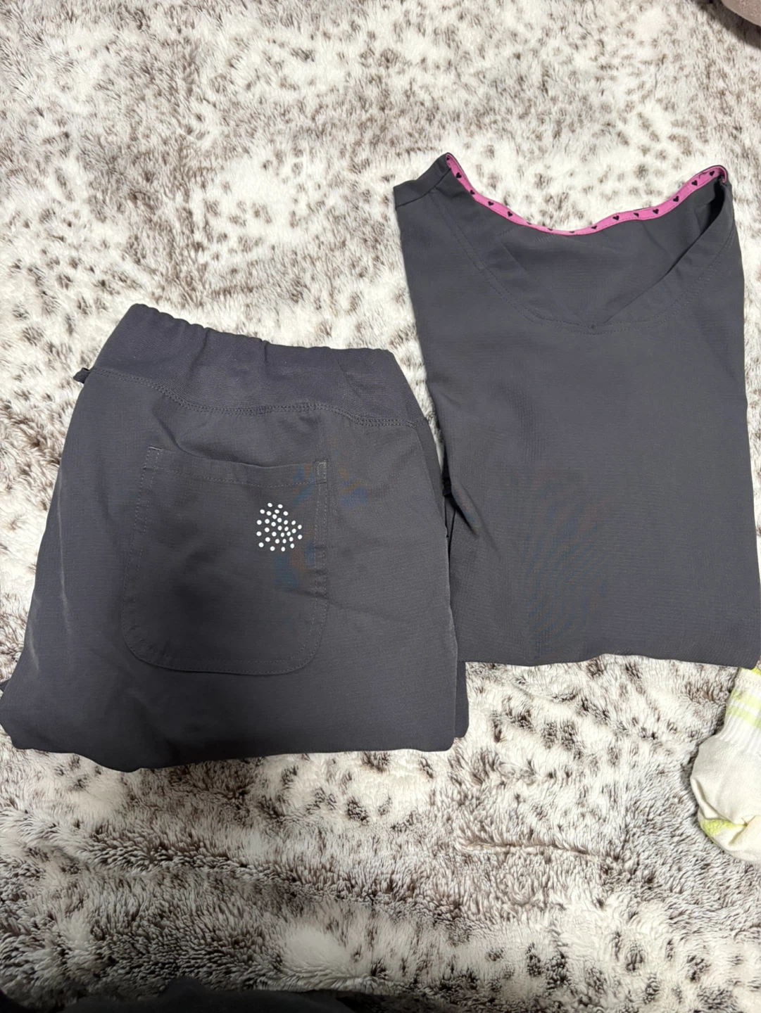 Scrub Sets - photo 5