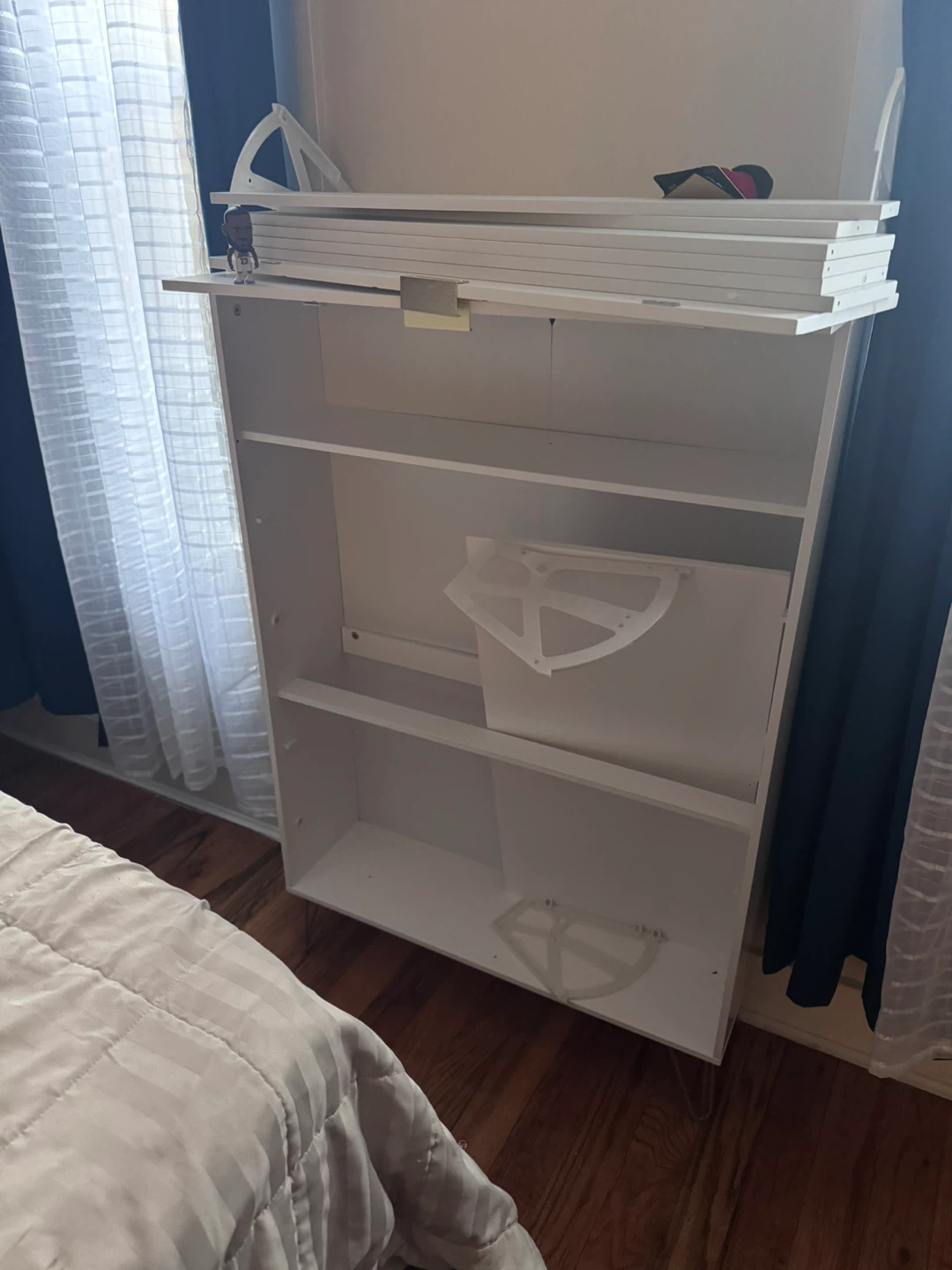 Shoes cabinet