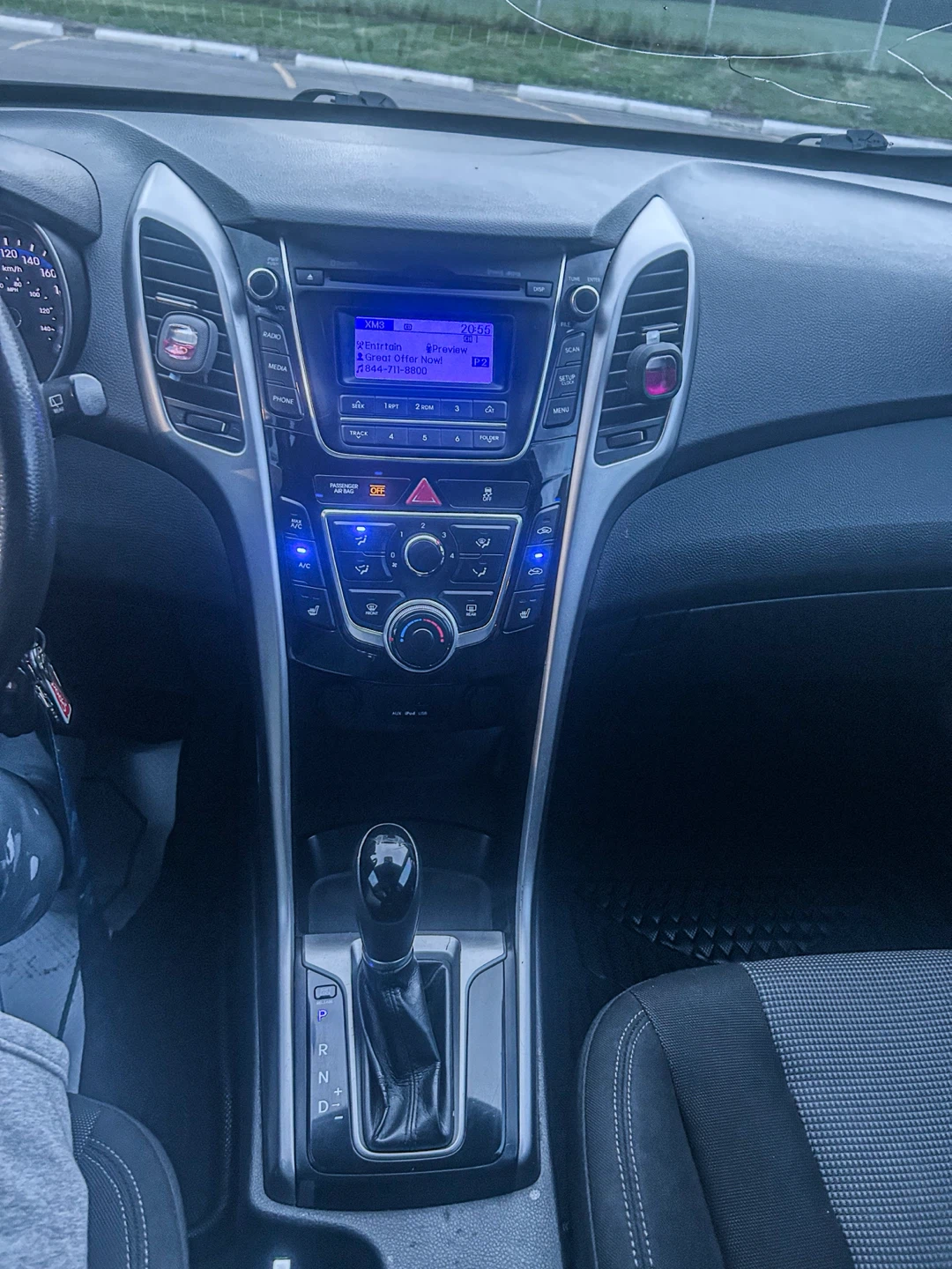 2013 Hyundai Elantra - photo 3