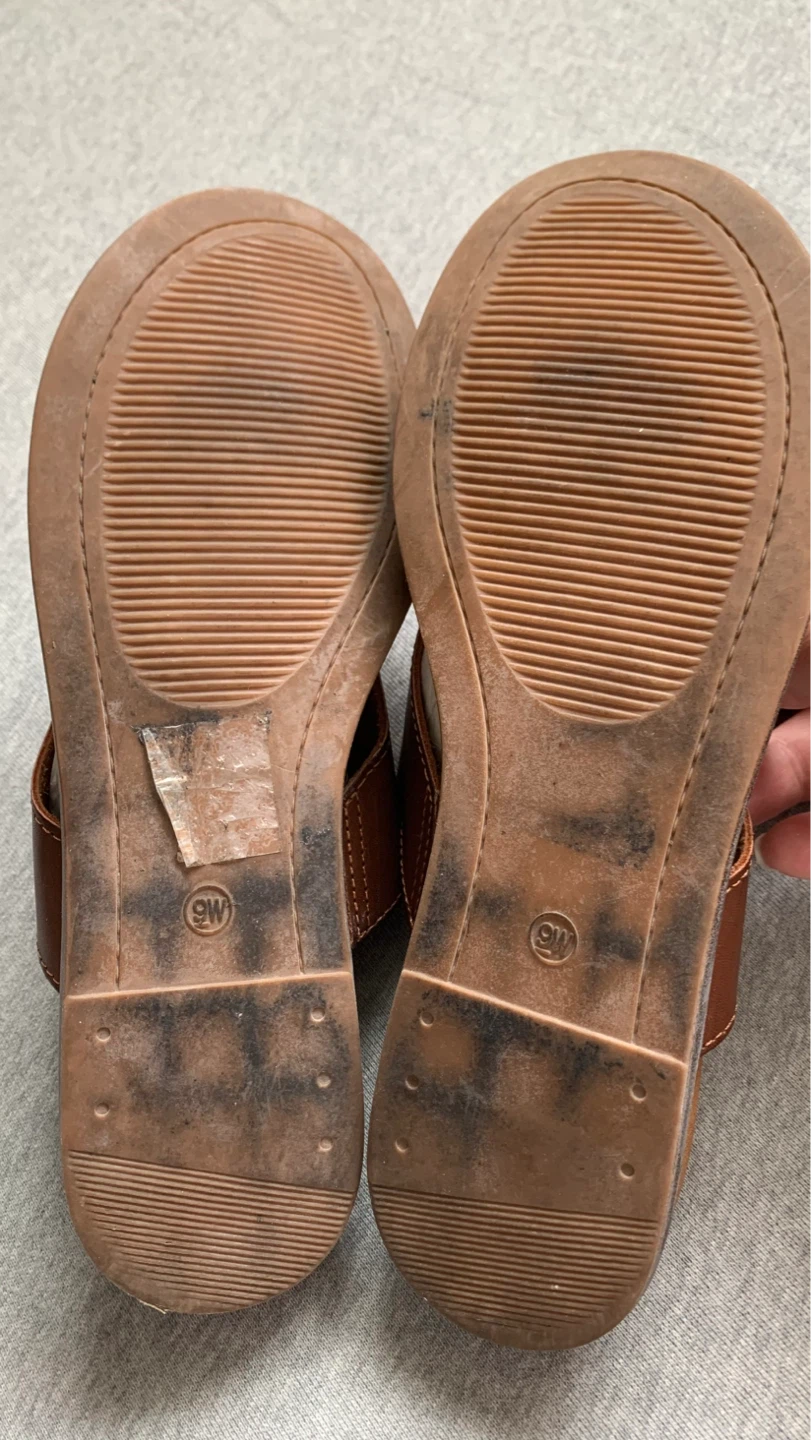 MIA AMORE Women's Brown Leather Thong Sandals - Size 9 W - photo 2