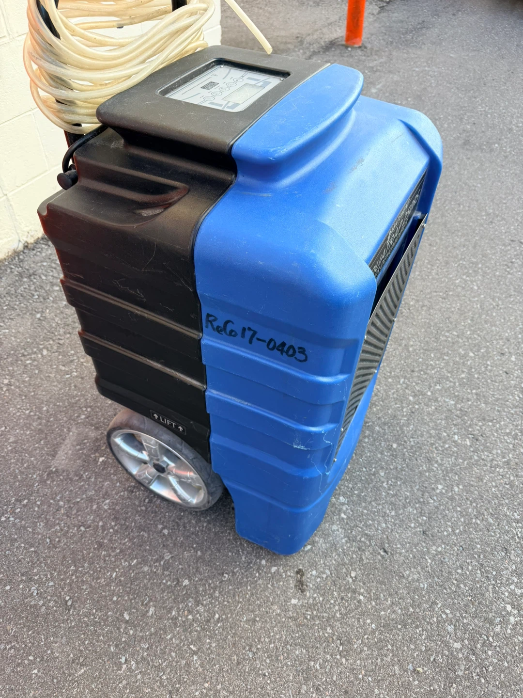 Abatement Aquatrap 250RS LGR commercial dehumidifier - photo 2