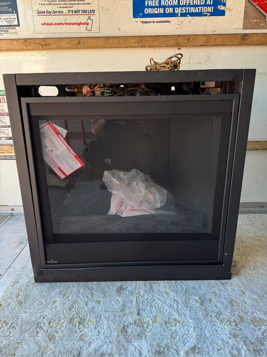 Napoleon Gas Fireplace Insert – NEW / Never Installed