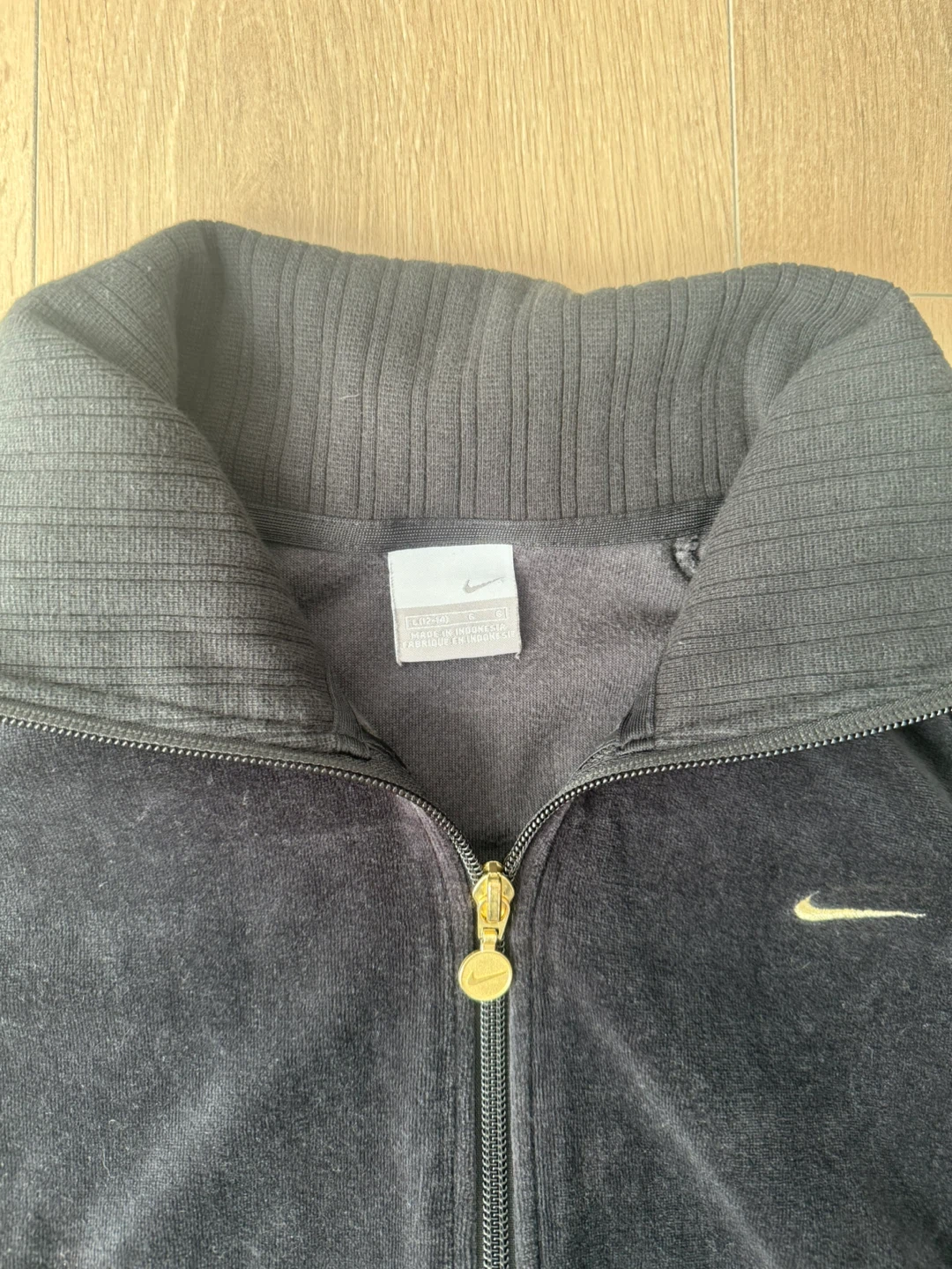Nike Velour Track Jacket - photo 3