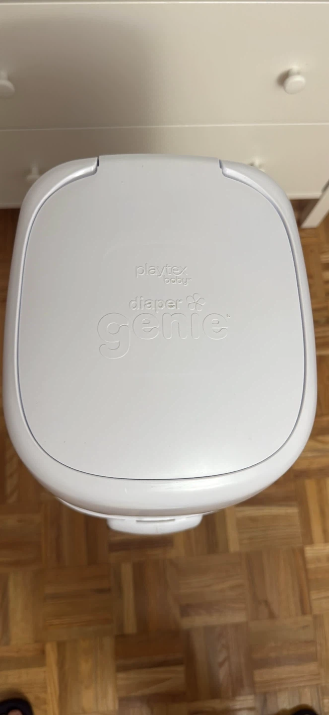 Playtex Diaper Genie Diaper Pail with one refill - photo 2