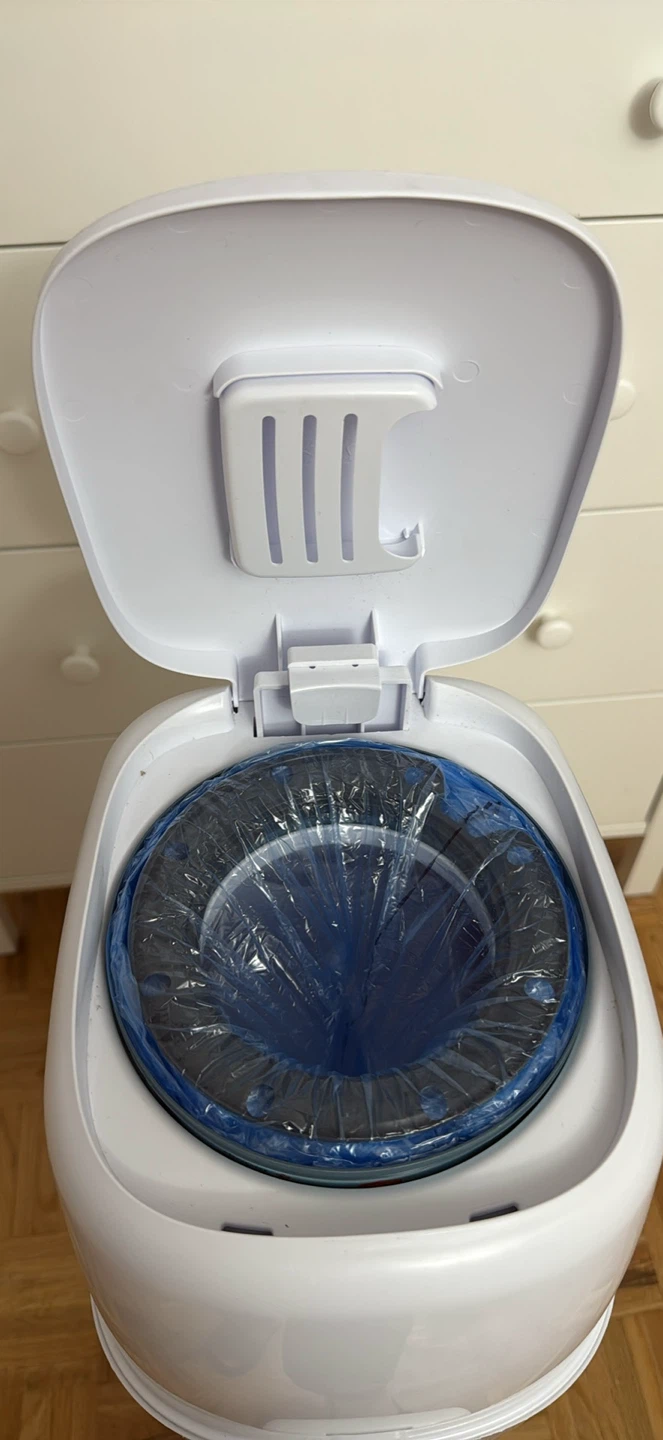 Playtex Diaper Genie Diaper Pail with one refill - photo 3