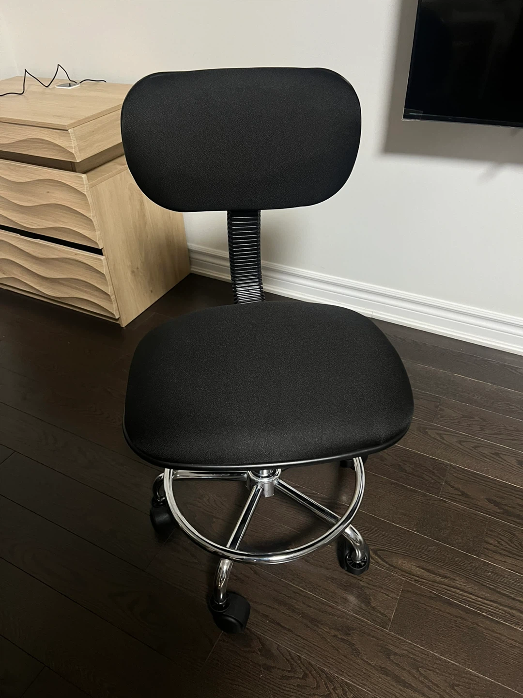 Black Office Chair with Adjustable Height - photo 2