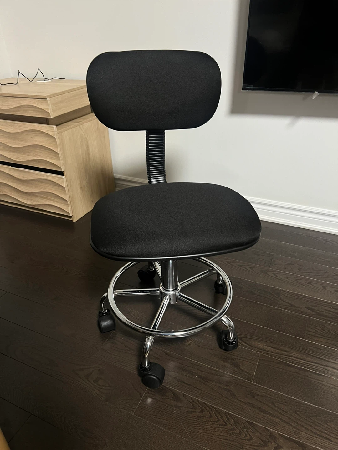 Black Office Chair with Adjustable Height - photo 3