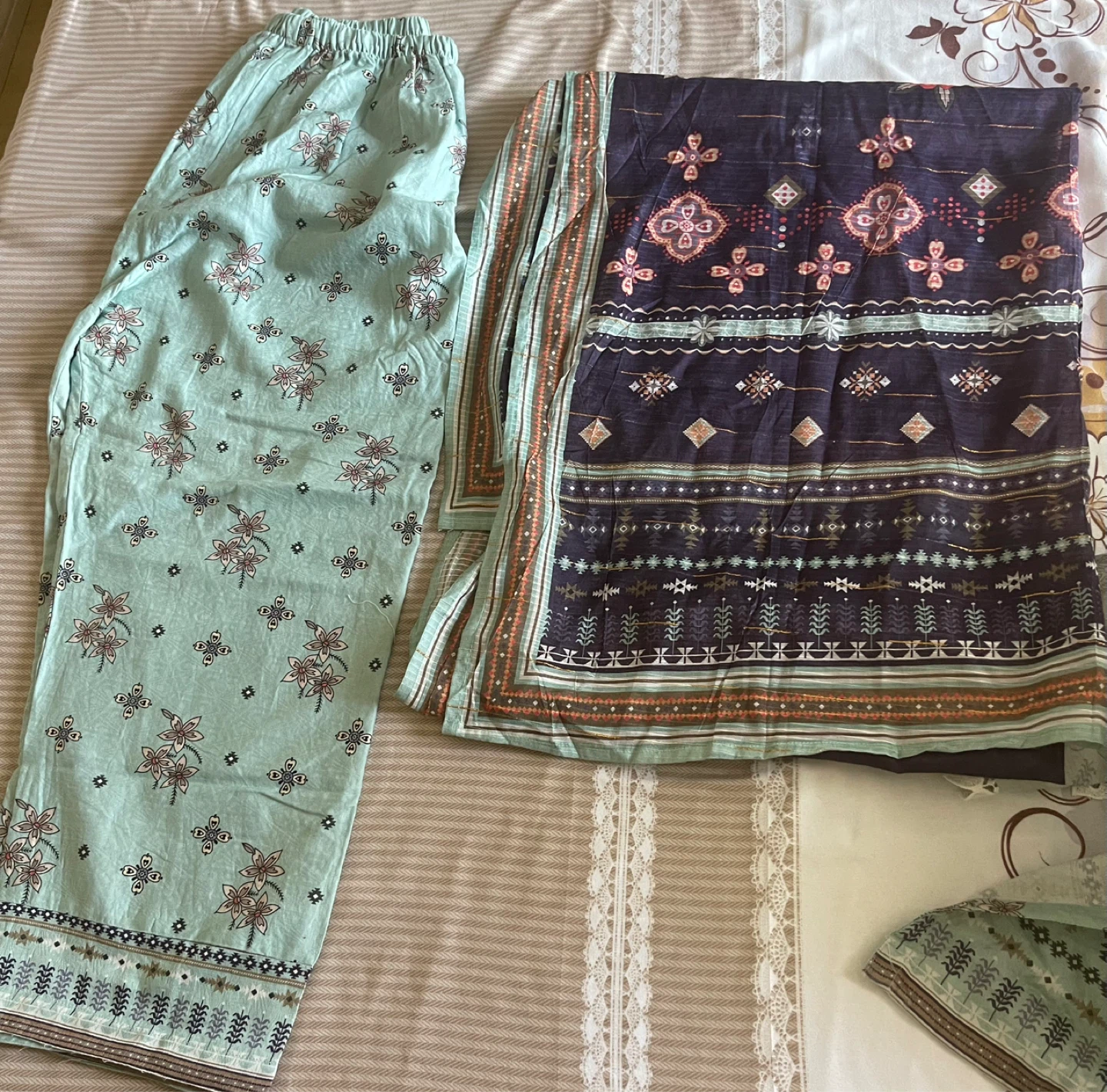 Light Blue Floral Print 3-Piece Outfit - photo 2
