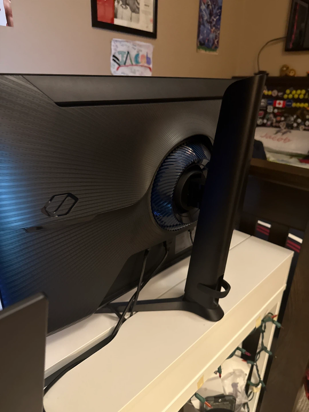 Samsung Odyssey G5 Gaming Monitor - photo 4
