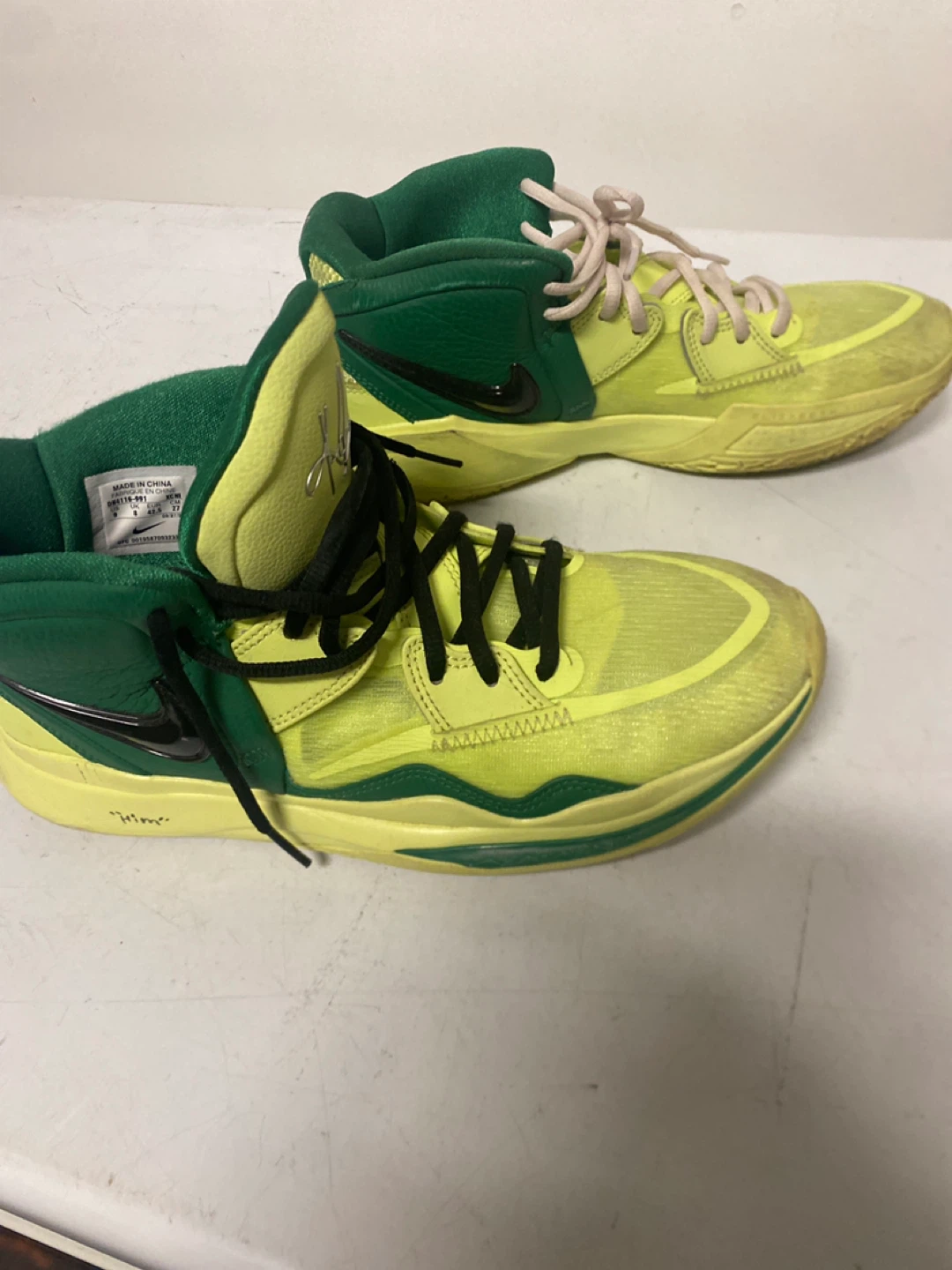 Nike Kyrie Low 5 "Money” Shoes