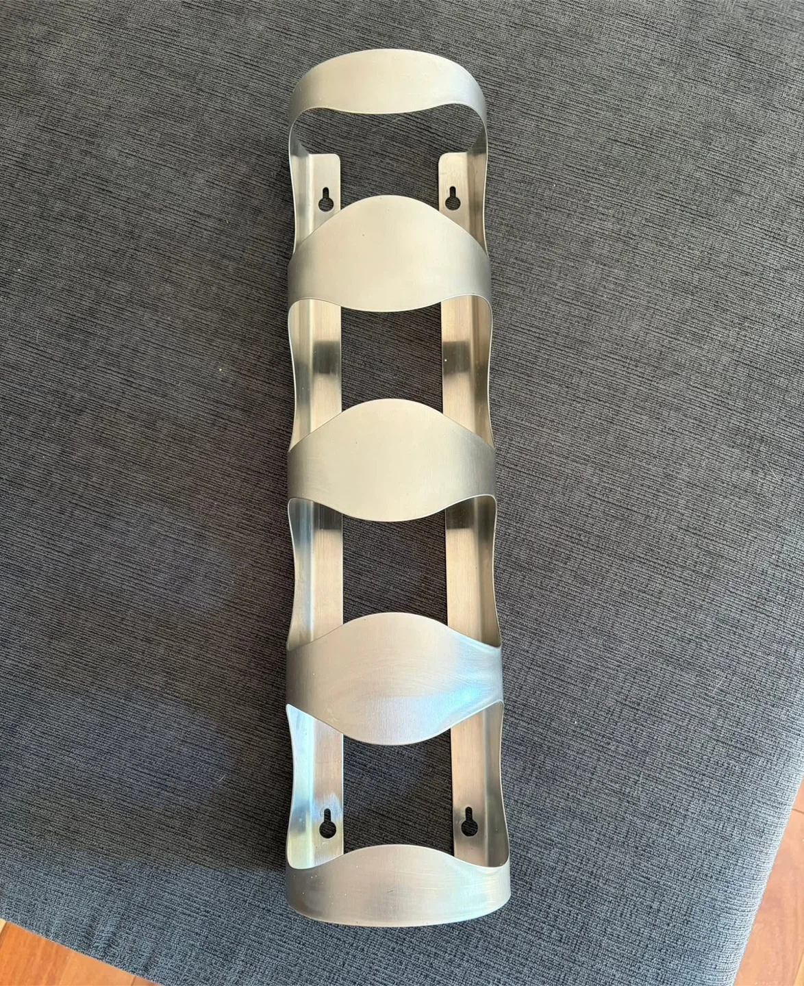 Stainless steel wine rack-wall mounted