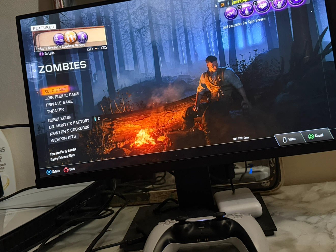 PS5 digital version + Monitor - photo 4