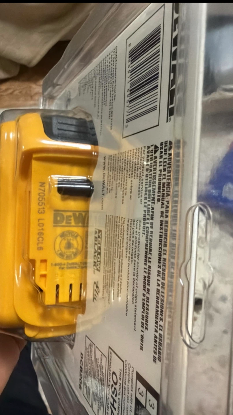 DeWalt 20V XR 6.0 Ah Lithium Ion Battery - photo 4